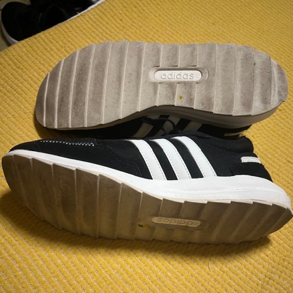 Adidas Retrorun sneakers - Picture 6 of 8